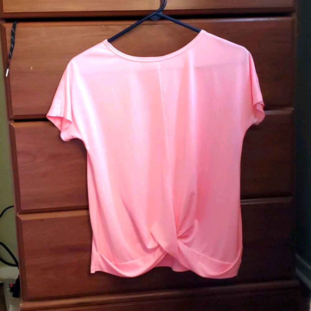 XL Front Twist T-shirt